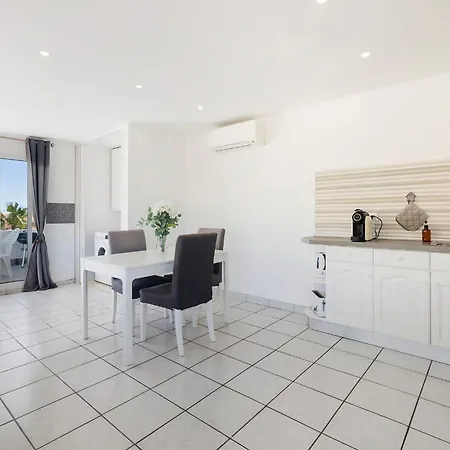 Let The Sun In - Walking To The By Algarve Dream Holidays